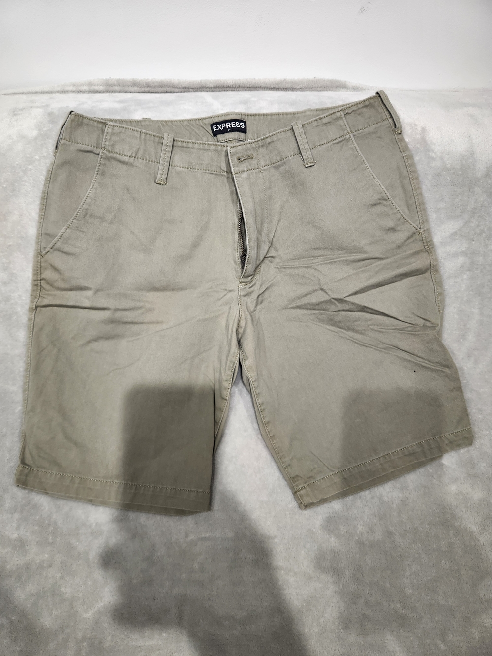 Express Men’s Olive-Tan Flat Front Shorts